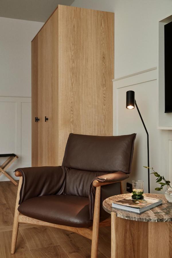 Runo Hotel Порвоо Екстер'єр фото Floor lamp