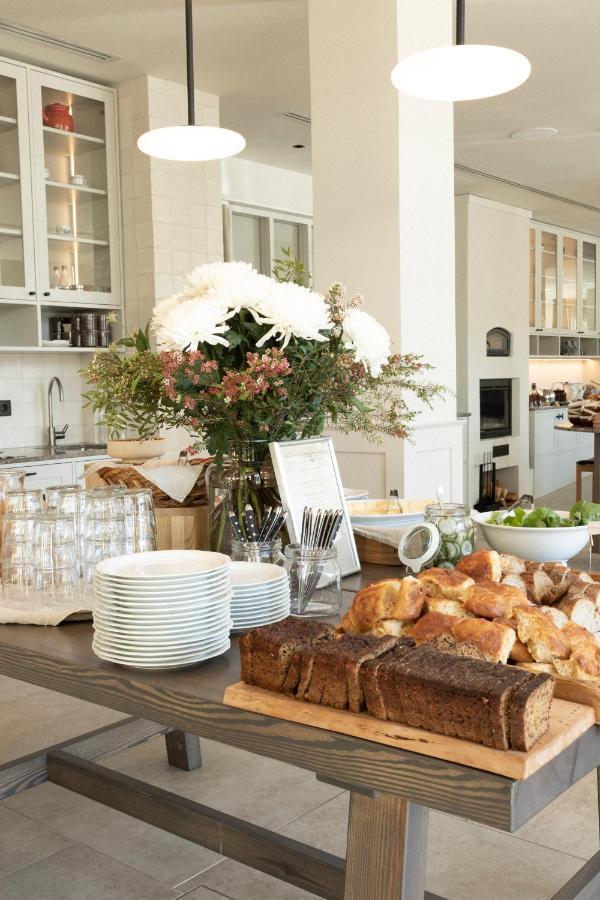 Runo Hotel Порвоо Екстер'єр фото A buffet