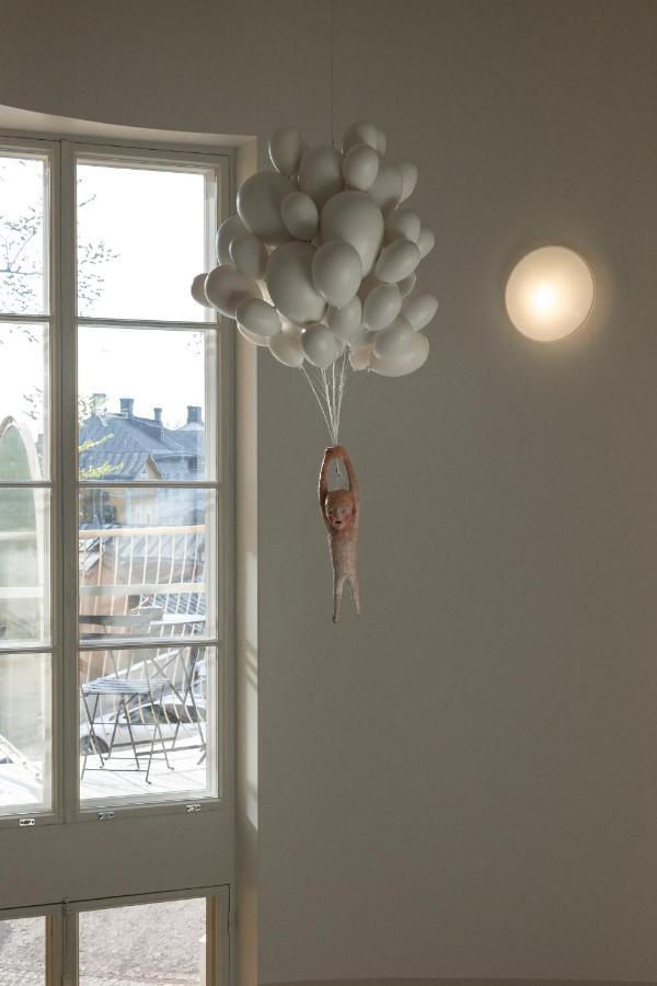 Runo Hotel Порвоо Екстер'єр фото A balloon with a key attached
