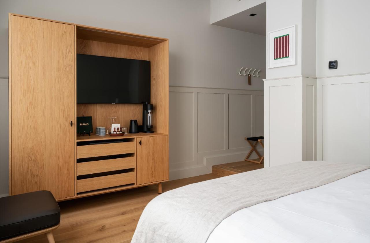 Runo Hotel Порвоо Екстер'єр фото A room at the Hotel